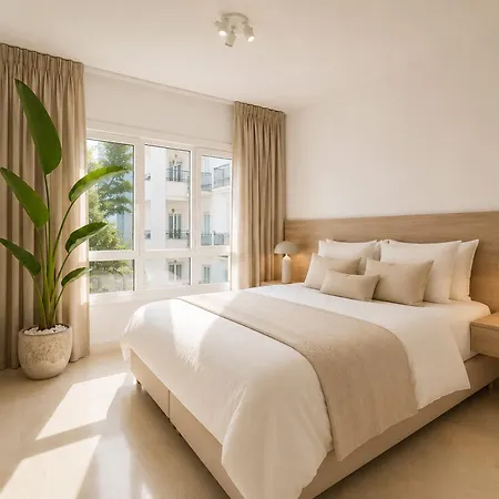 Spacious Gym Paddel Club Wifi Park Apartment *