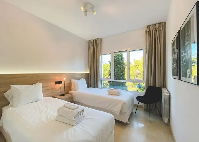 Apartament Spacious Gym Paddel Club Wifi Park Marbella