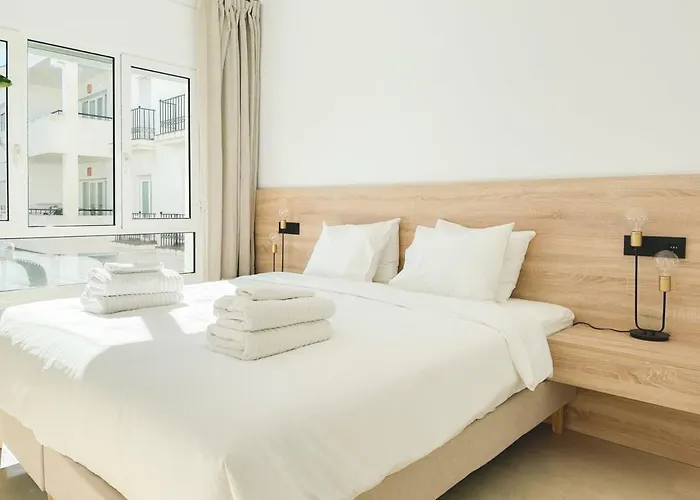 Apartment Spacious Gym Paddel Club Wifi Park