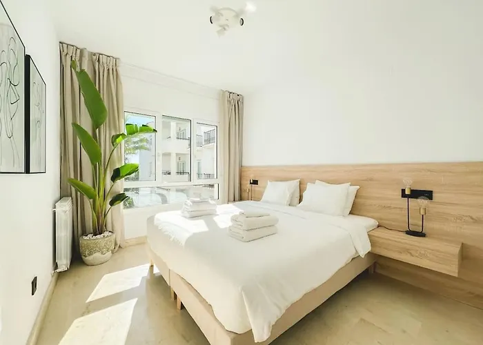 Spacious Gym Paddel Club Wifi Park * Marbella