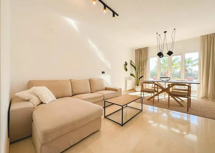Spacious Gym Paddel Club Wifi Park Apartment Marbella