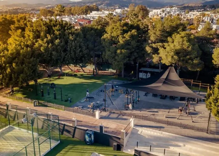 Apartment Spacious Gym Paddel Club Wifi Park