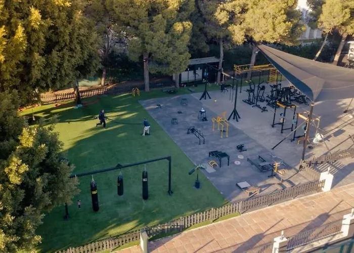 Spacious Gym Paddel Club Wifi Park Apartment Marbella